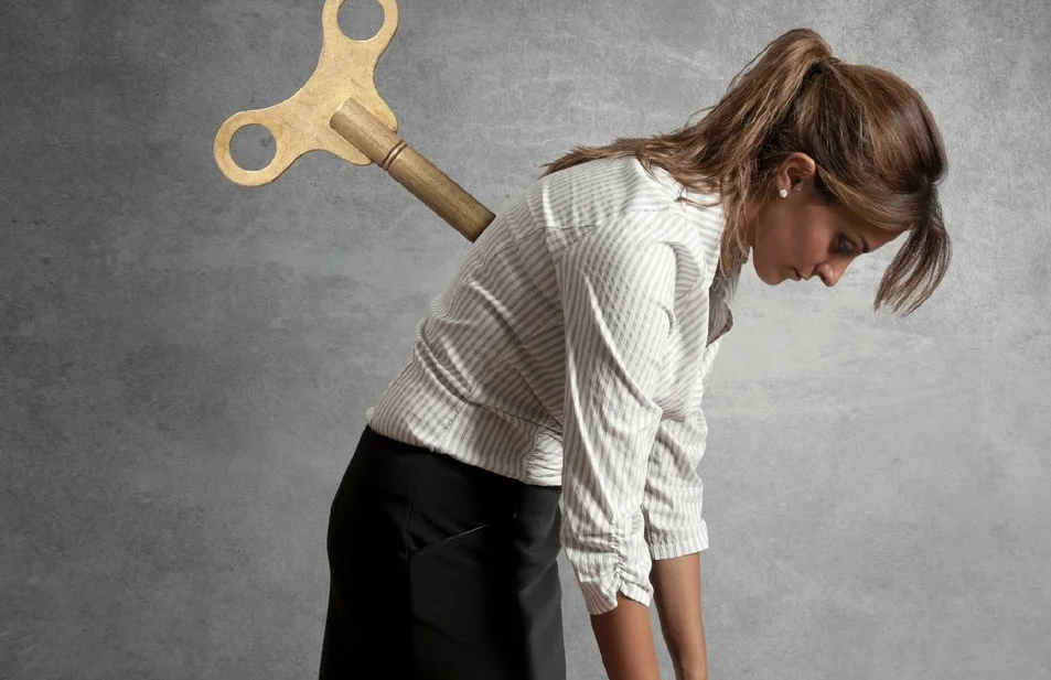 К моральному истощению