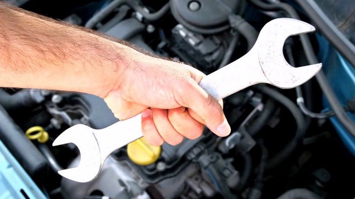 Запчастини повинен міняти кваліфікований майстер