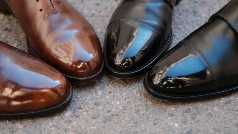 покраска обуви в обувной мастерской
