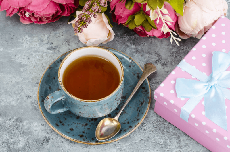 Что подарить учителю